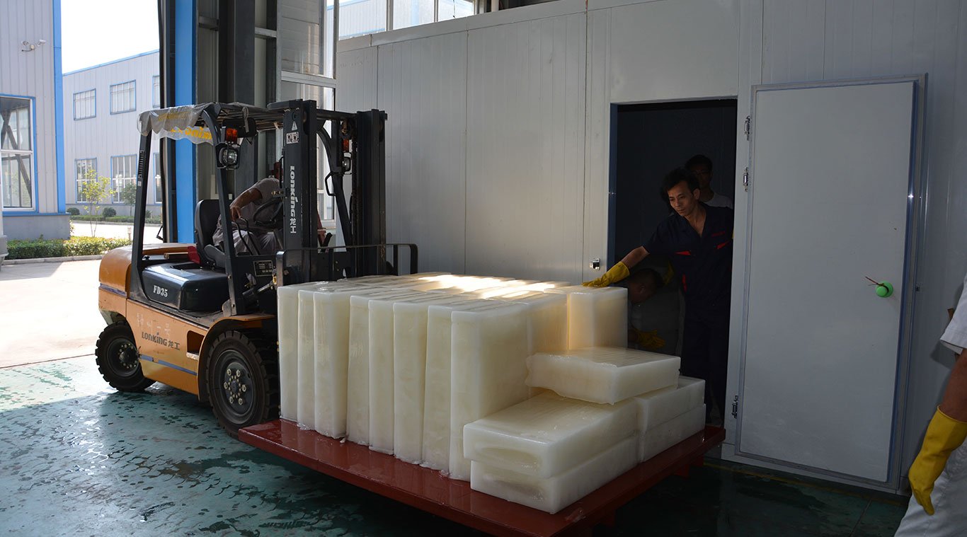 Máy làm đá khối làm lạnh trực tiếp FOCUSUN 10 tấn