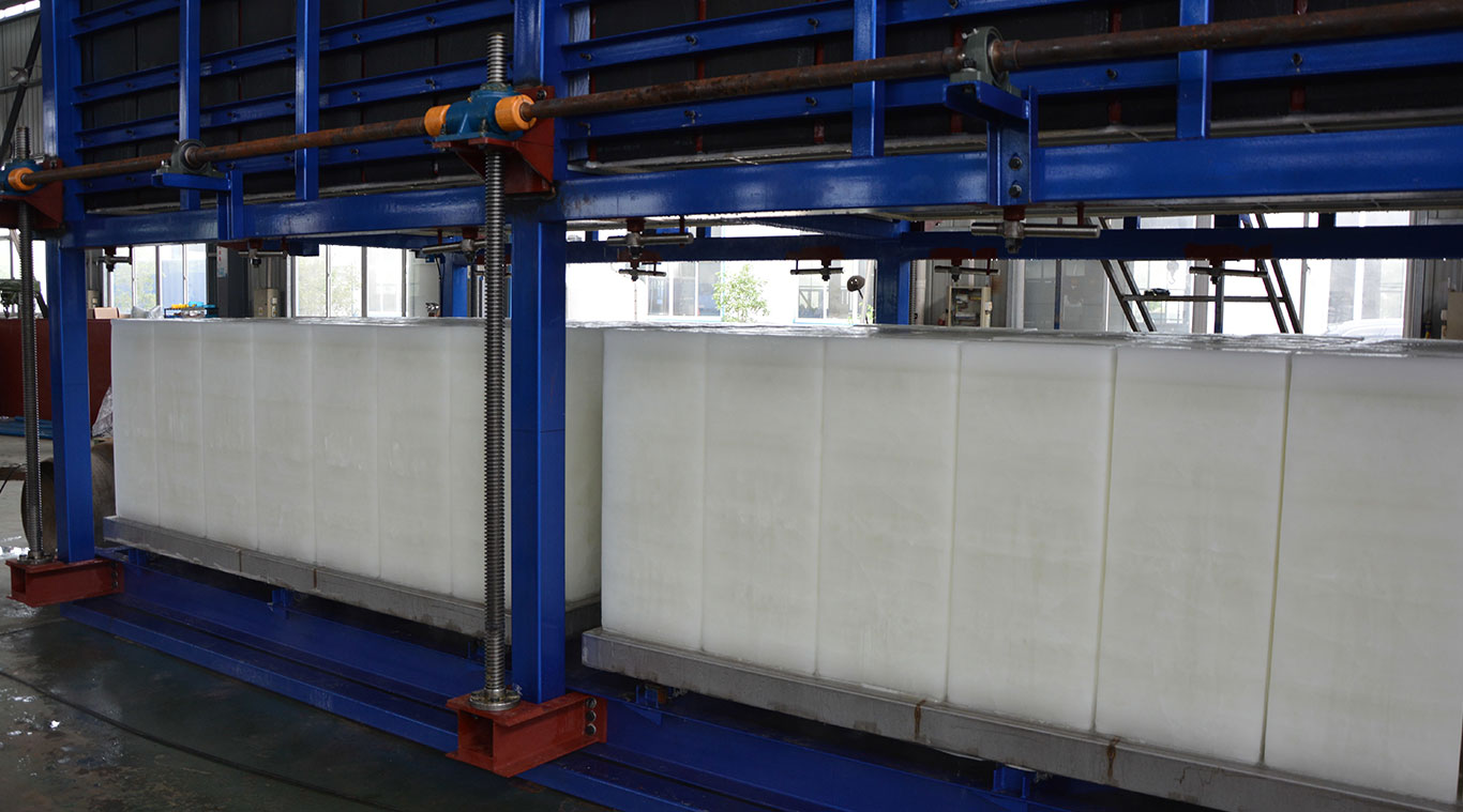 Máy làm đá khối làm lạnh trực tiếp FOCUSUN 15 tấn