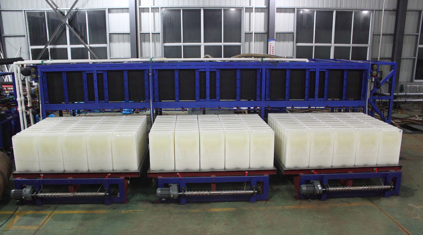 Máy làm đá khối làm lạnh trực tiếp FOCUSUN 15 tấn