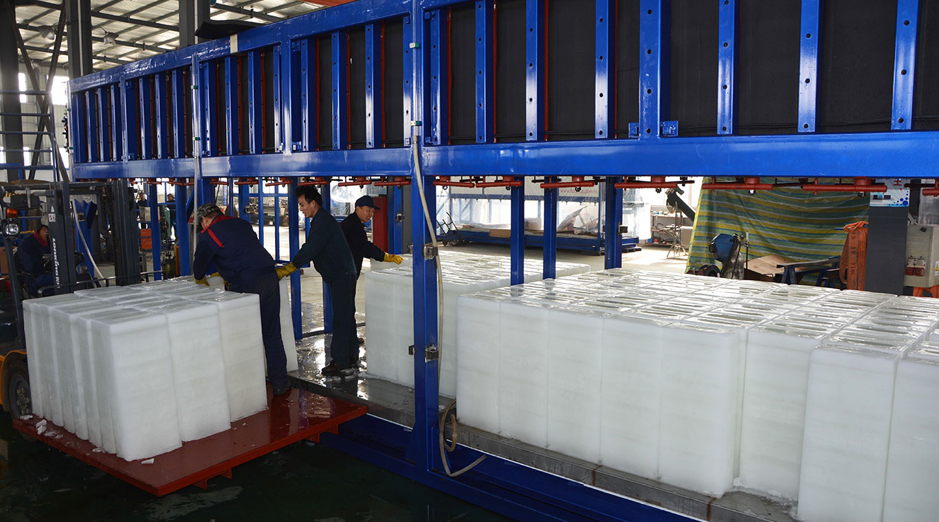 Máy làm đá khối làm lạnh trực tiếp FOCUSUN 25 tấn