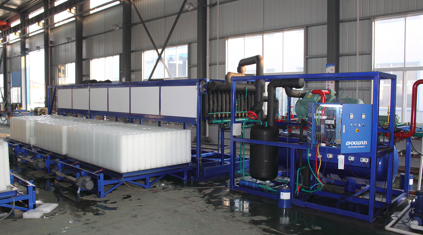 Máy làm đá khối làm lạnh trực tiếp FOCUSUN 25 tấn