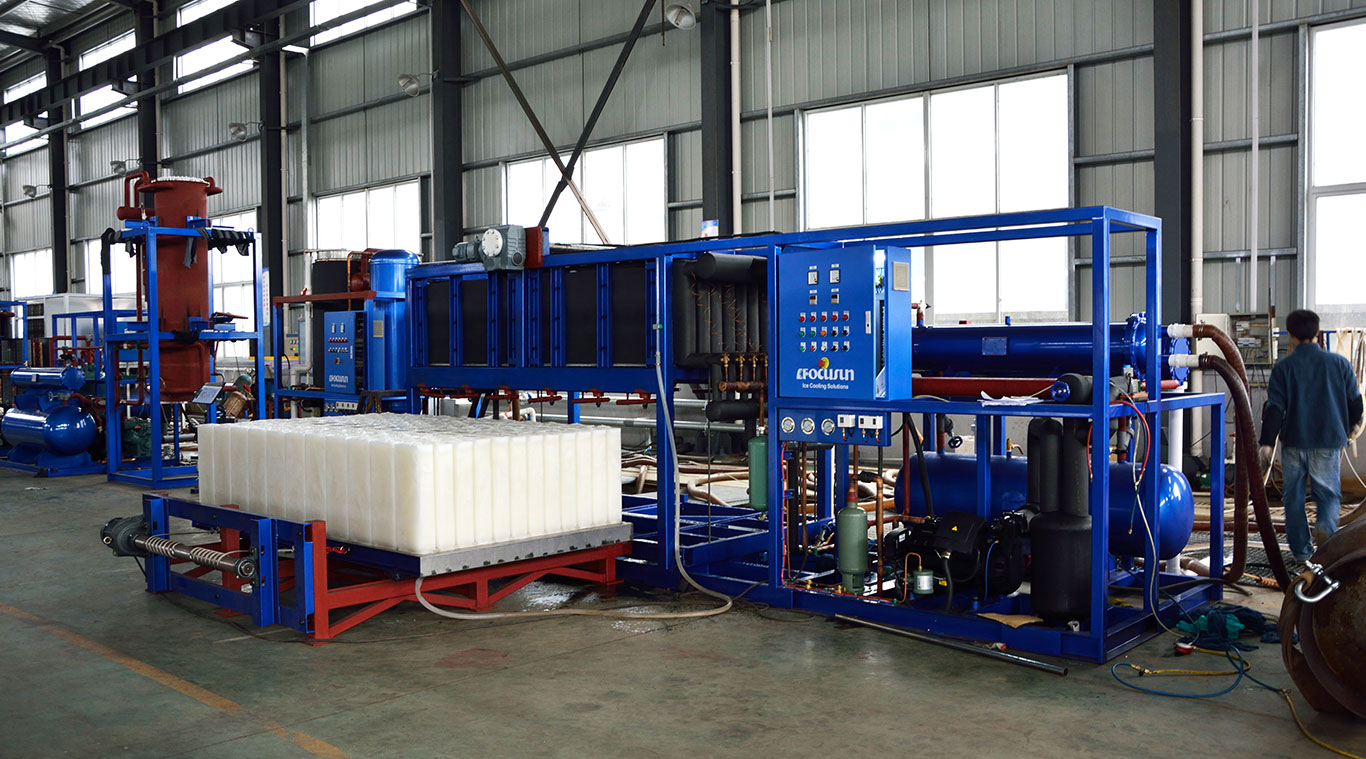Máy làm đá khối làm lạnh trực tiếp FOCUSUN 5 tấn