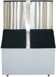 Small capacity cube ice machine