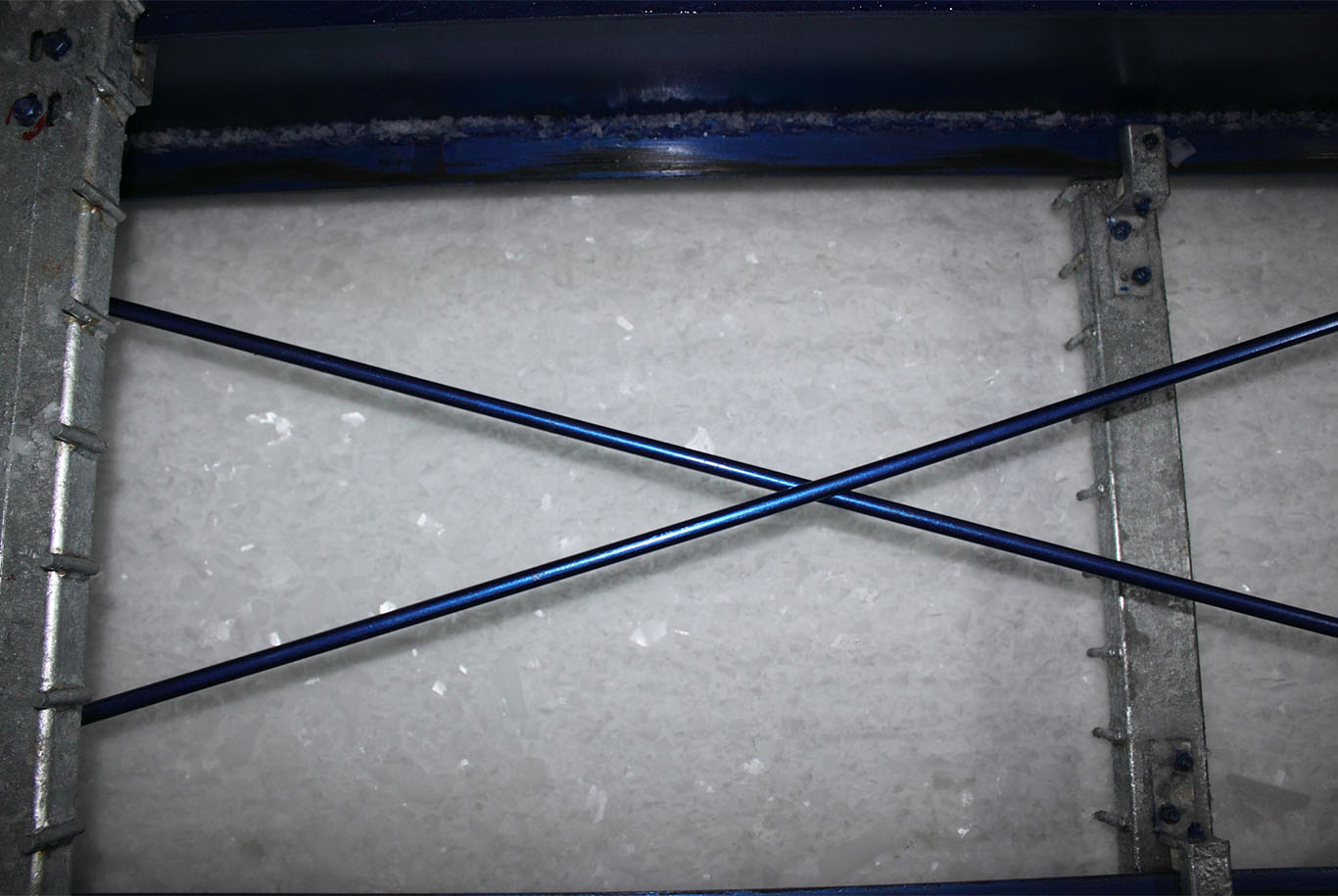 Rake ice storage room