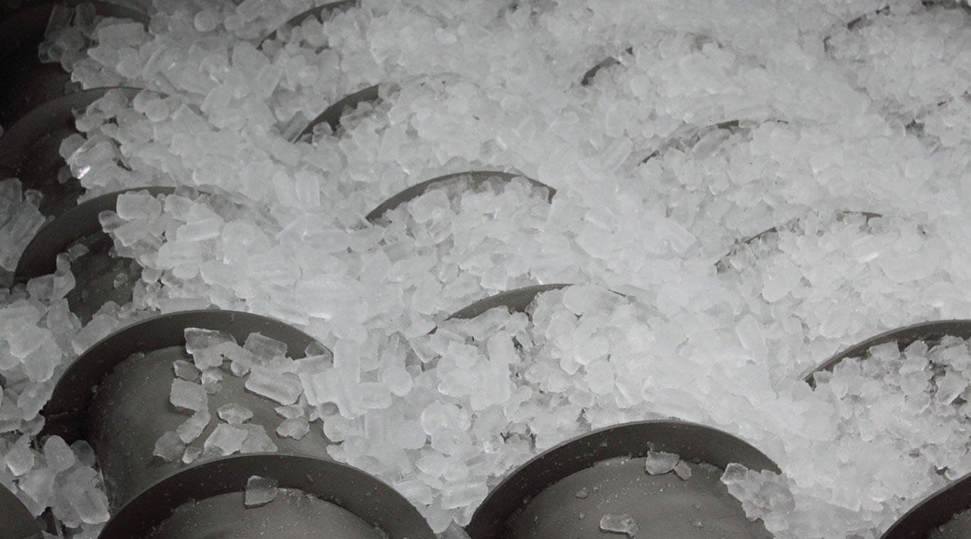 Screw ice storage room